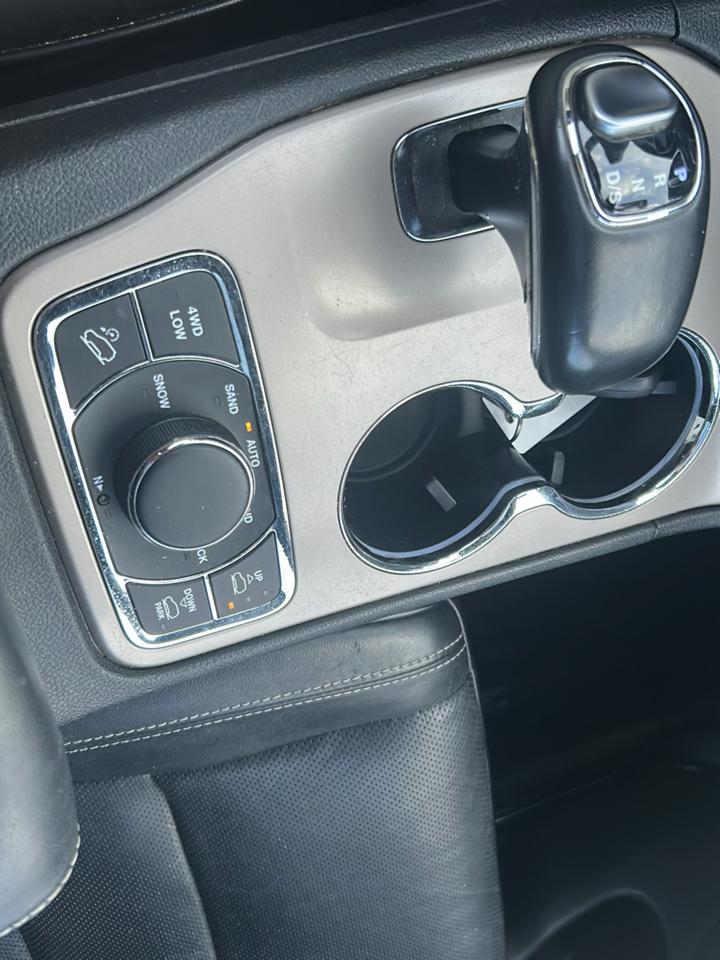 Jeep Grand Cherokee  2015