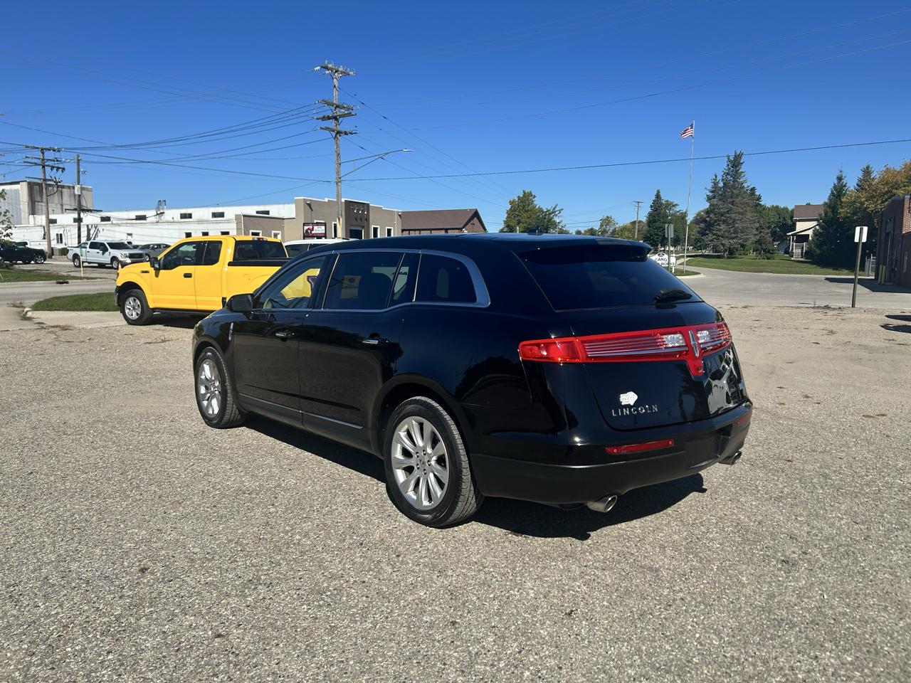 Lincoln MKT  2018