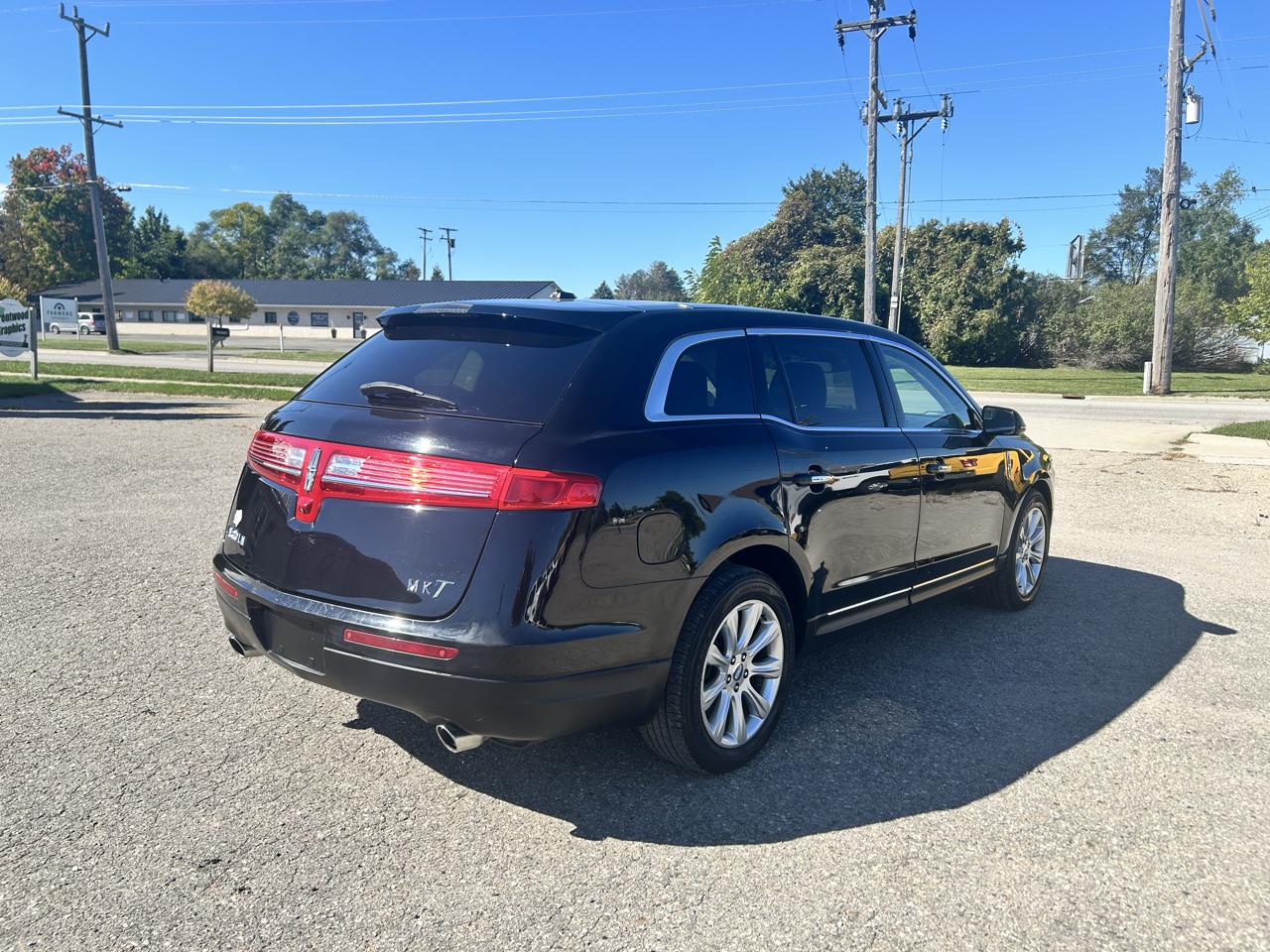 Lincoln MKT  2018