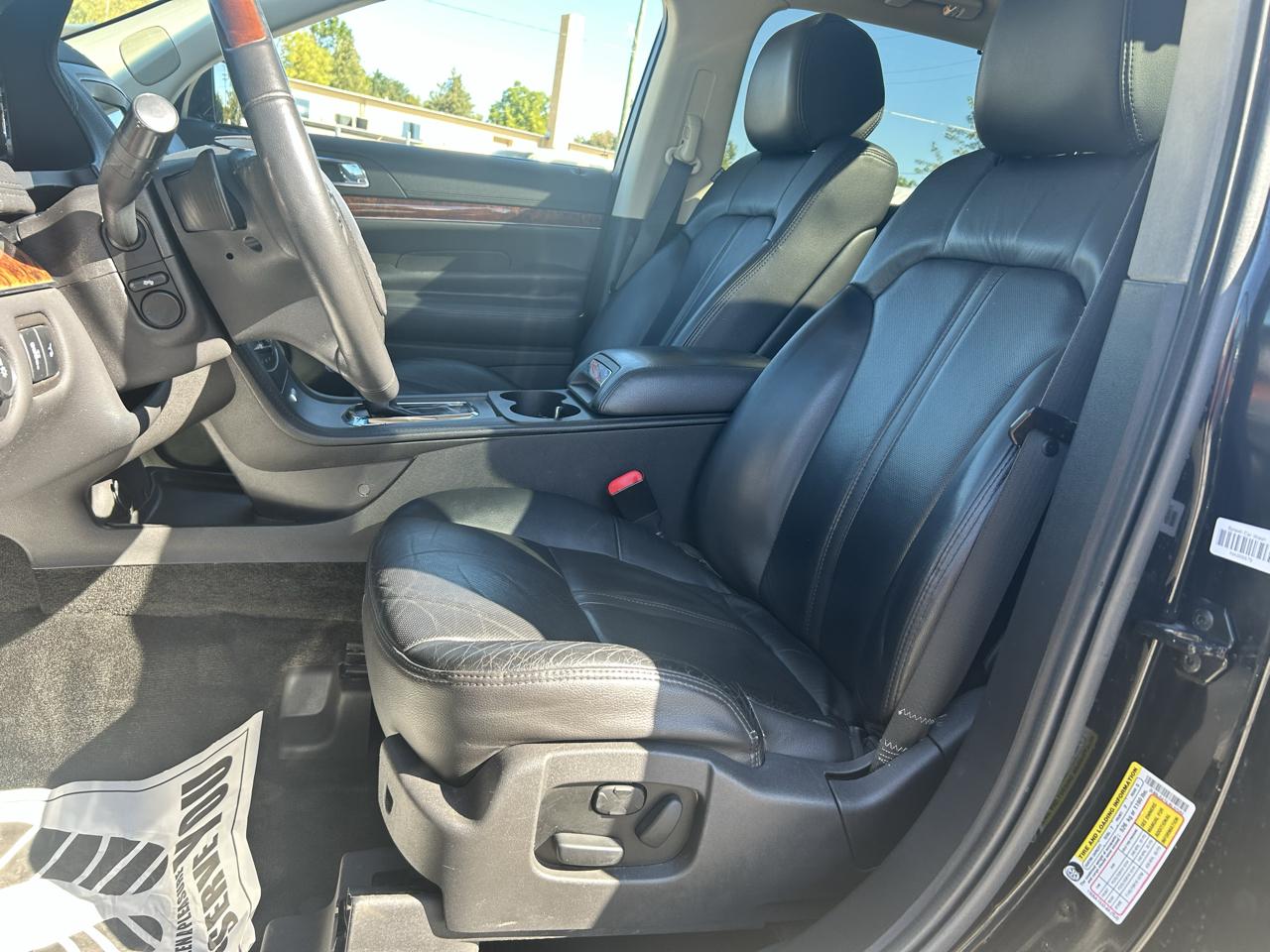 Lincoln MKT  2018