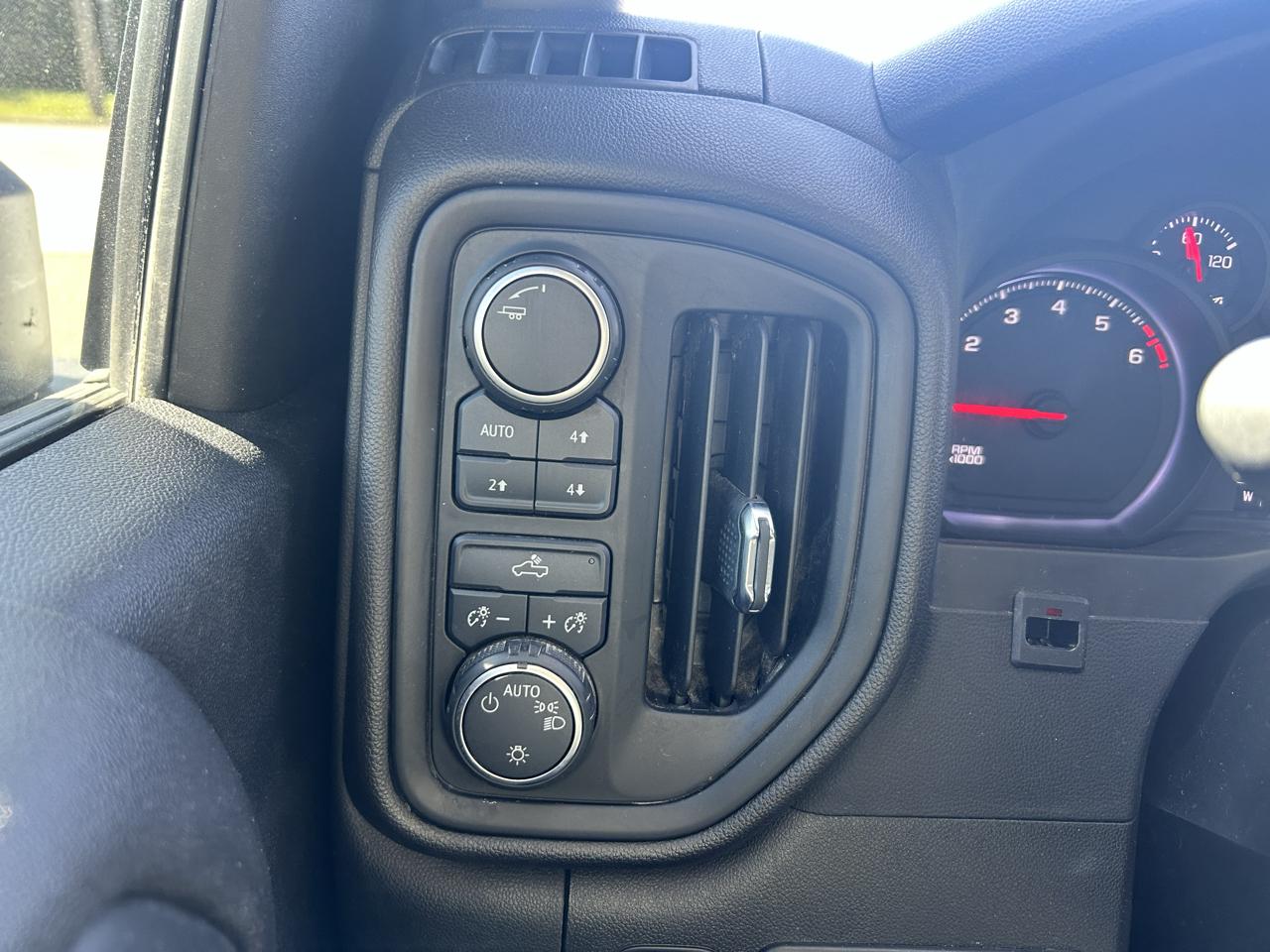 Chevrolet Silverado 2500HD  2023