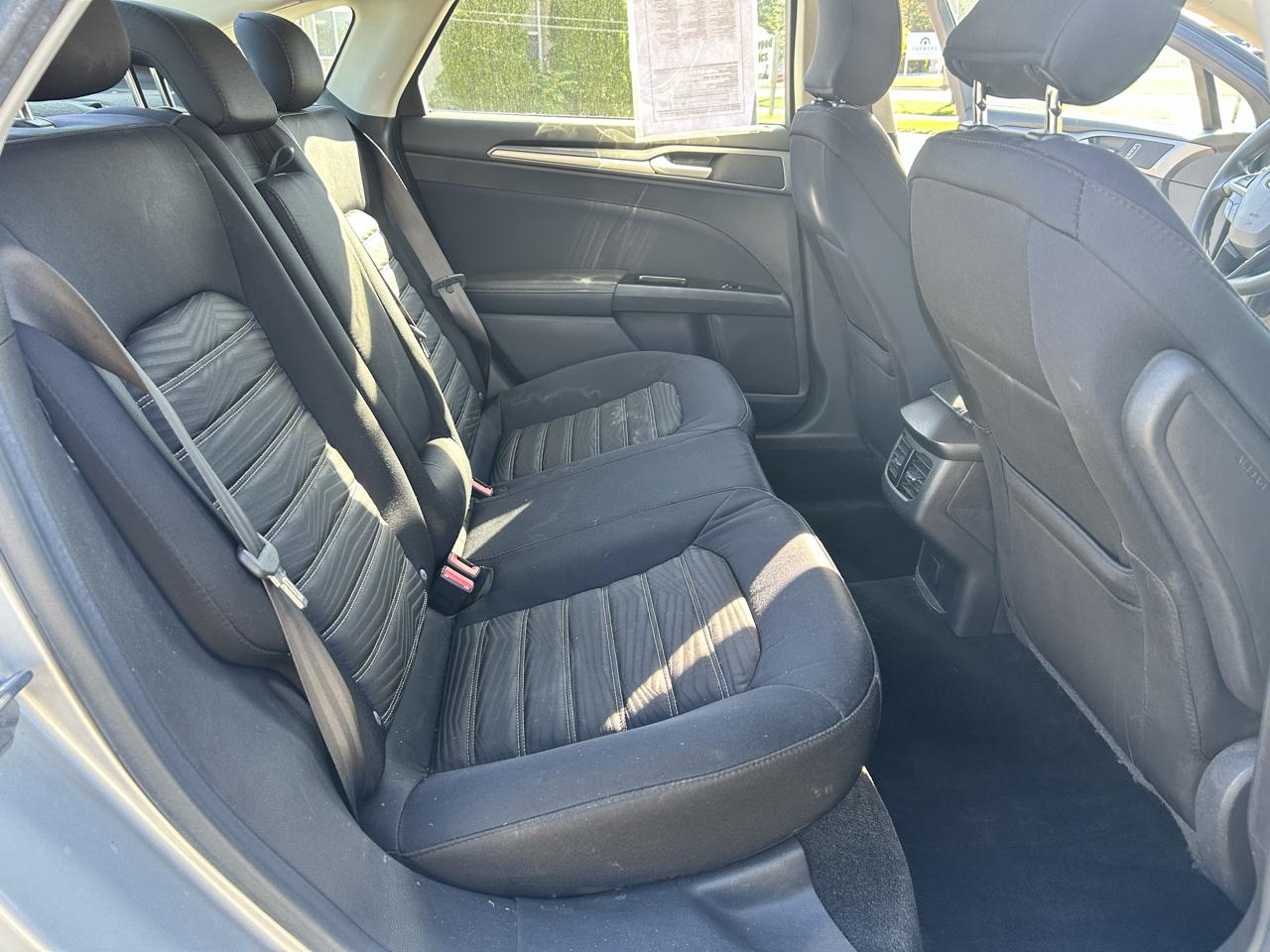 Ford Fusion  2016
