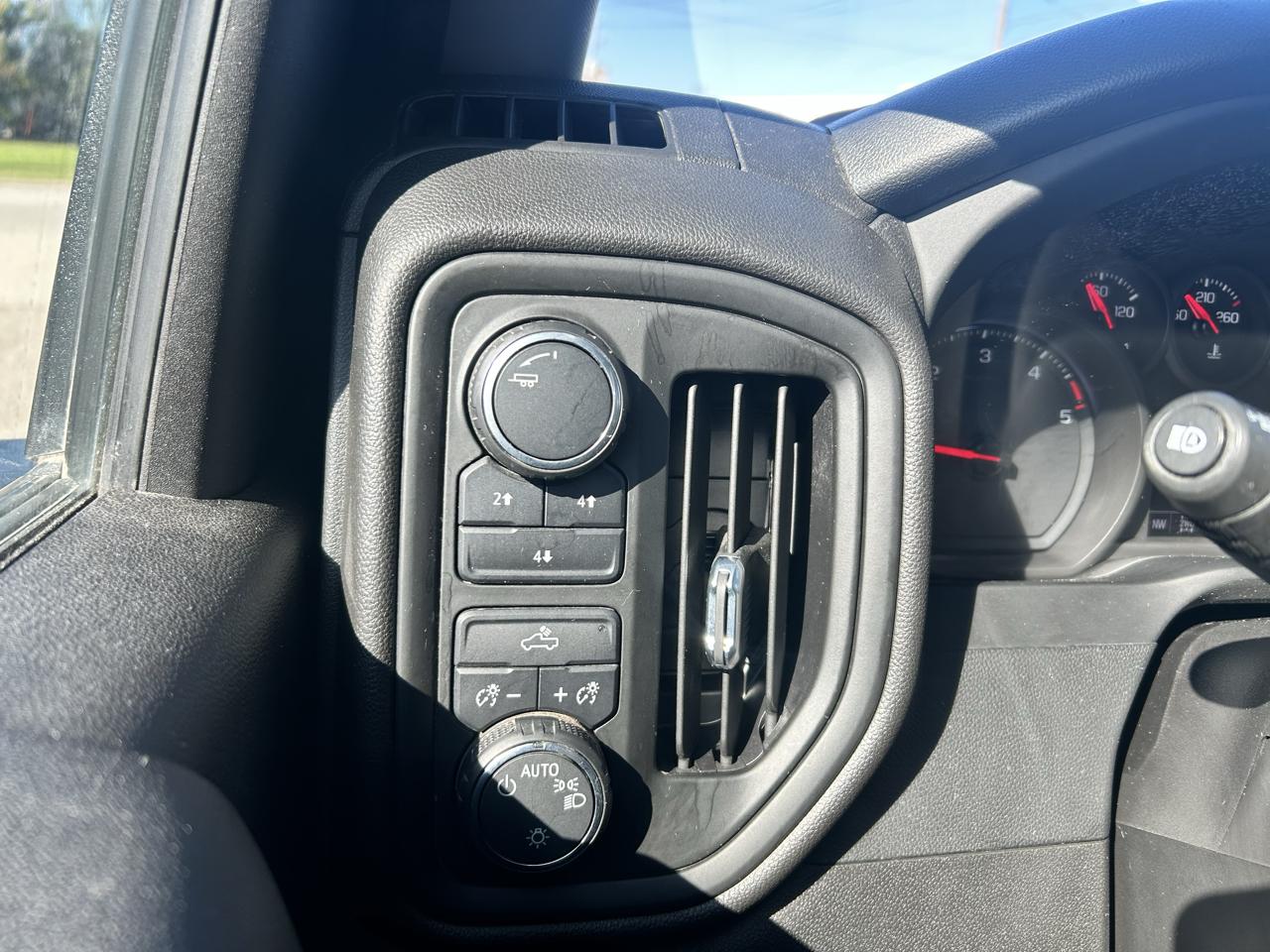 Chevrolet Silverado 2500HD  2024