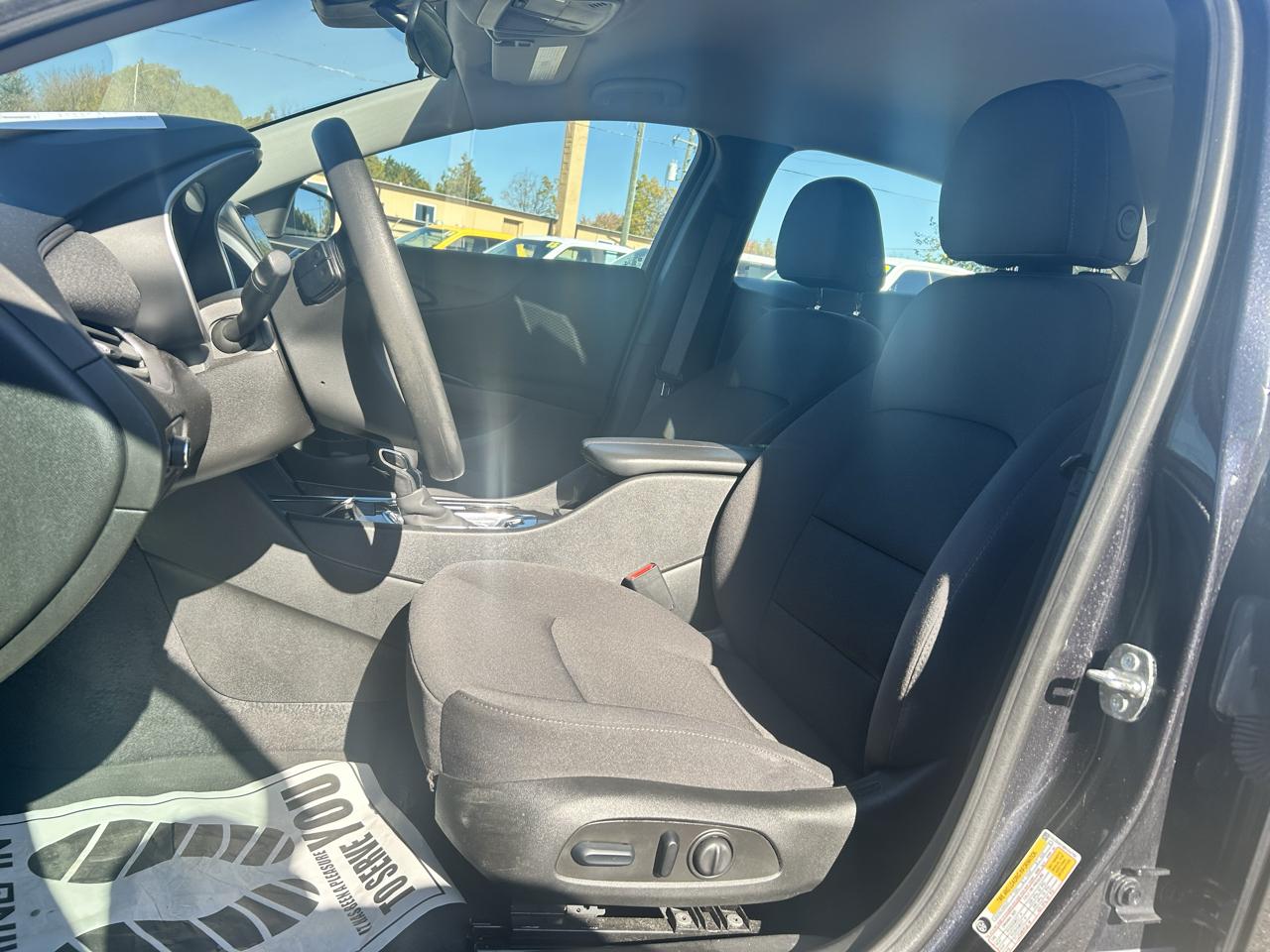 Chevrolet Malibu  2023