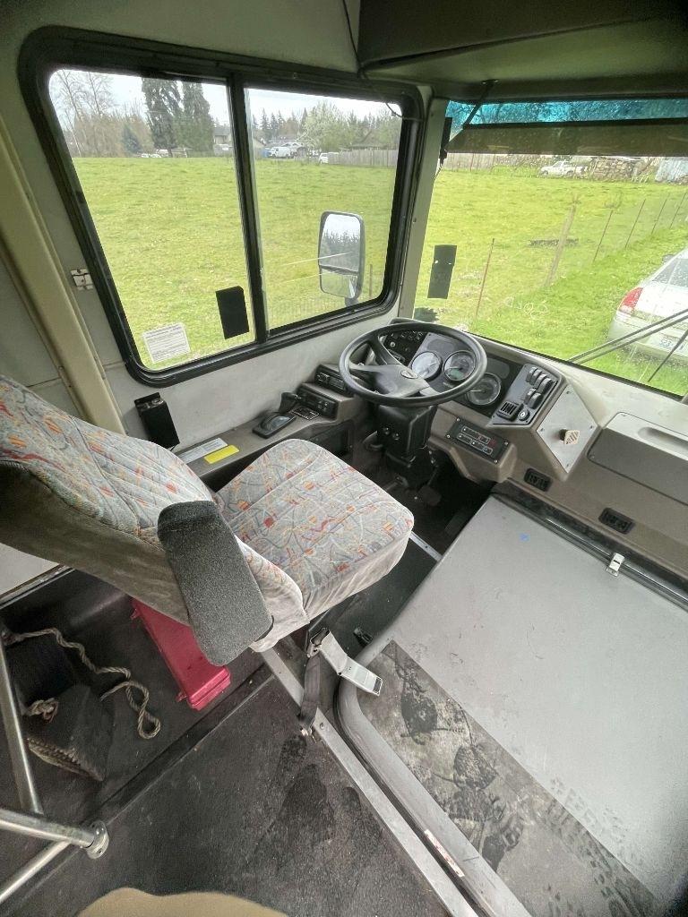 Freightliner MT55 Chassis  2008