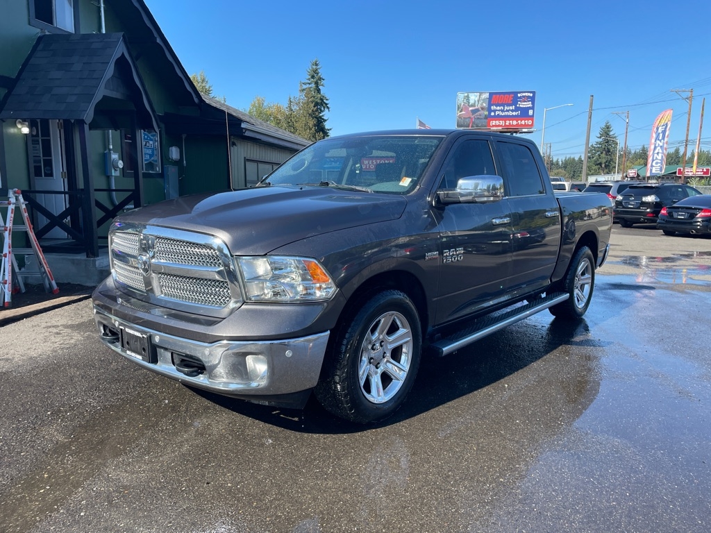 2017 RAM 1500 SLT