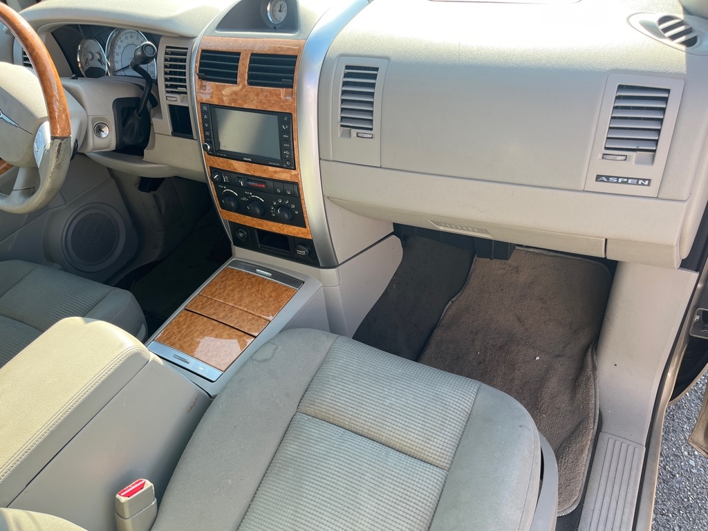 Chrysler Aspen  2009 Chrysler Aspen  2009