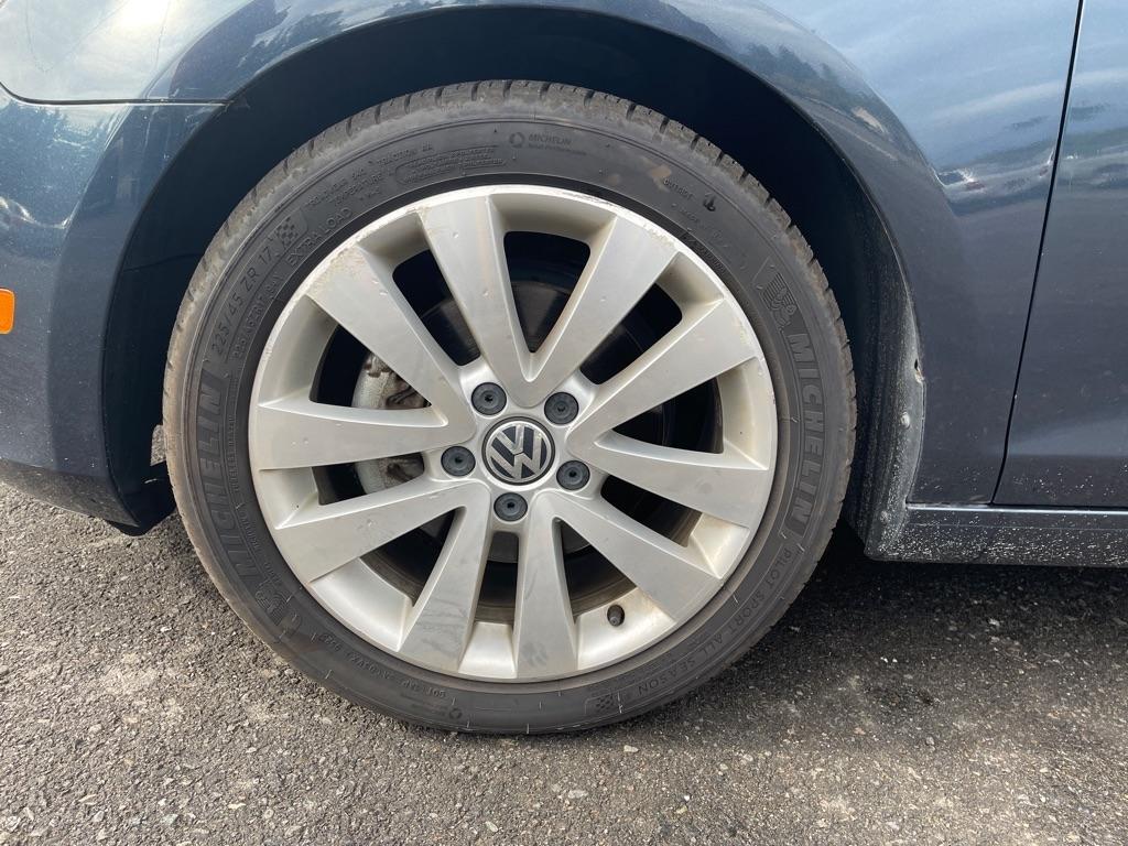 Volkswagen Golf  2012