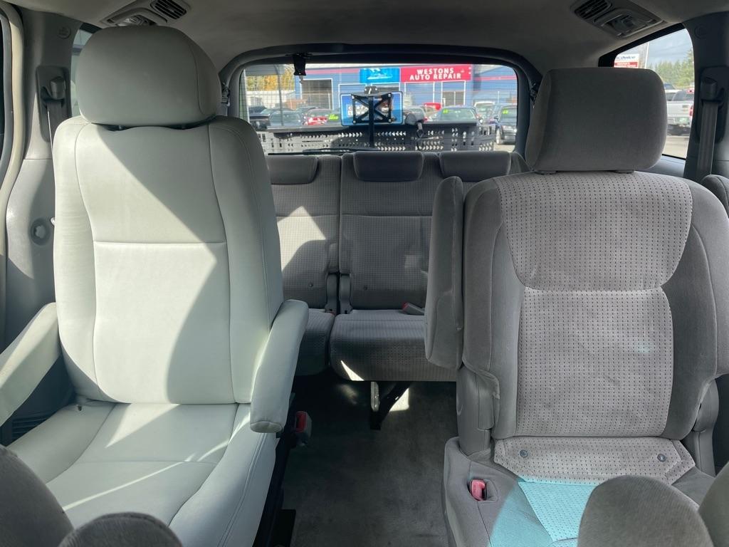 Toyota Sienna  2008