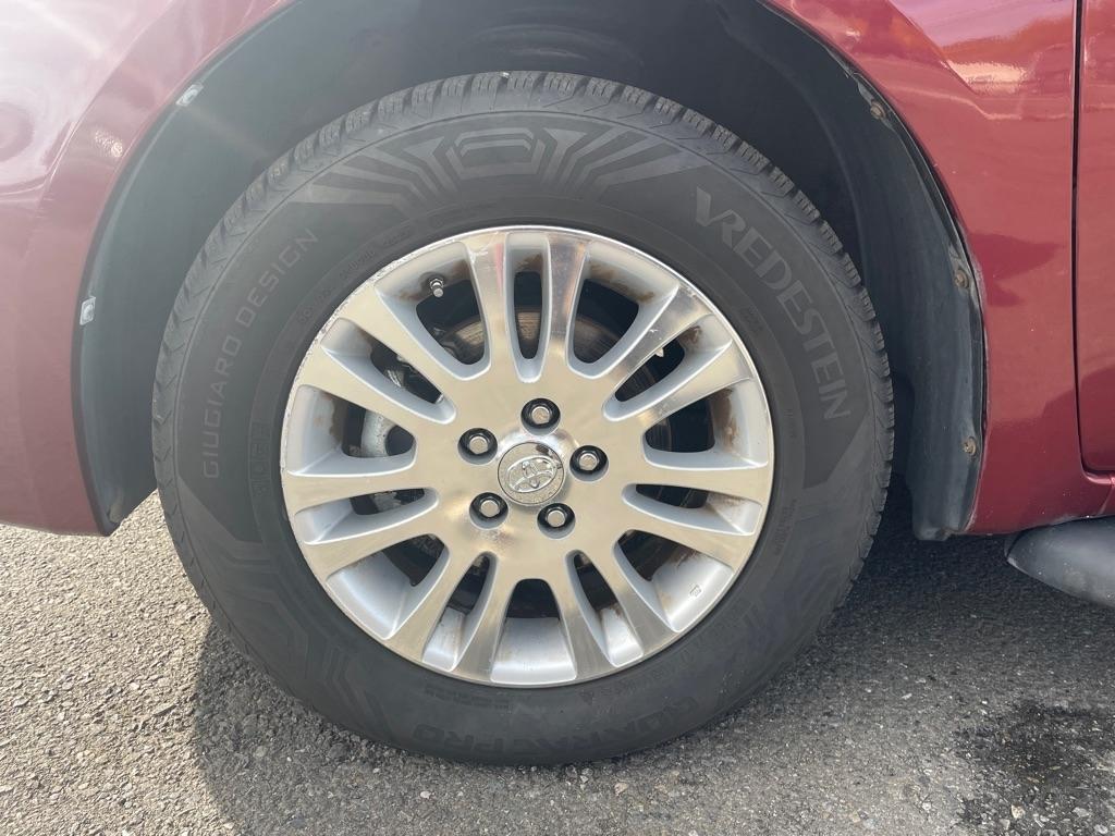 Toyota Sienna  2008