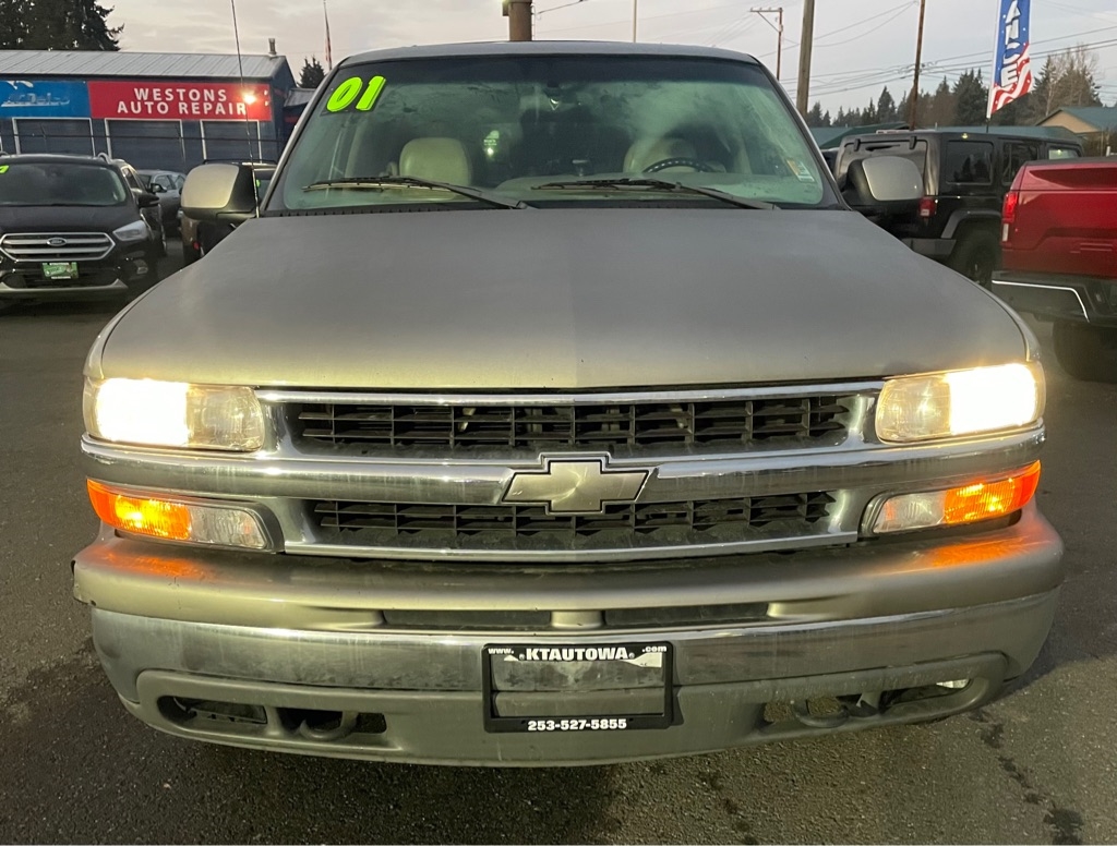 Chevrolet Tahoe  2001