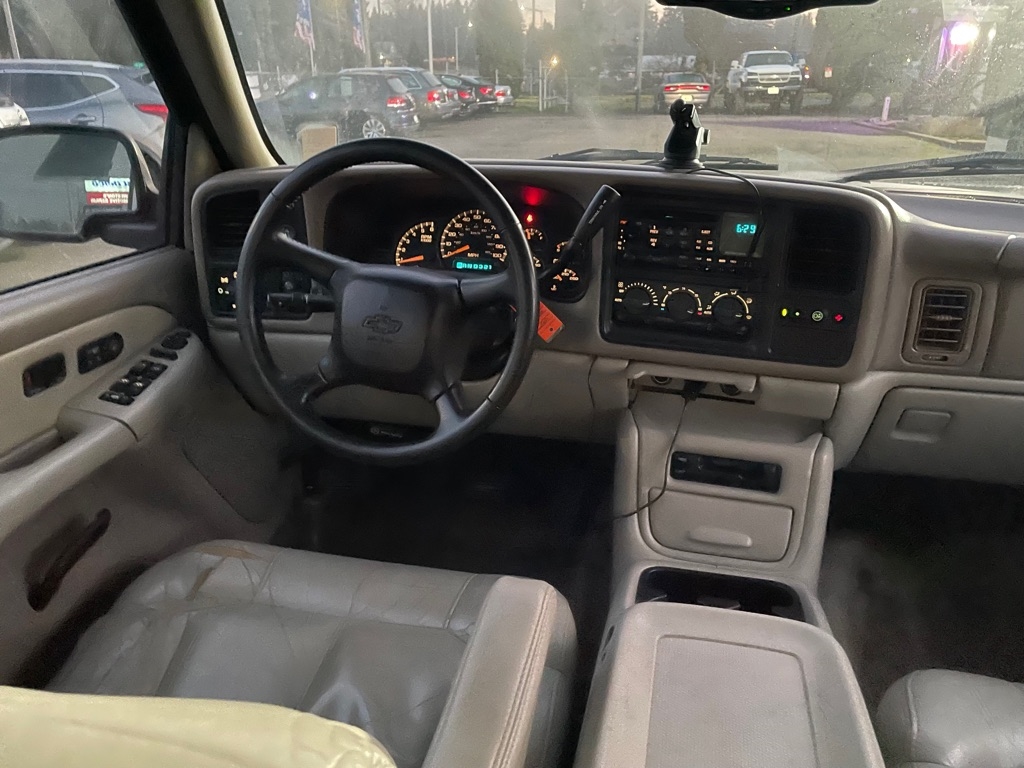 Chevrolet Tahoe  2001