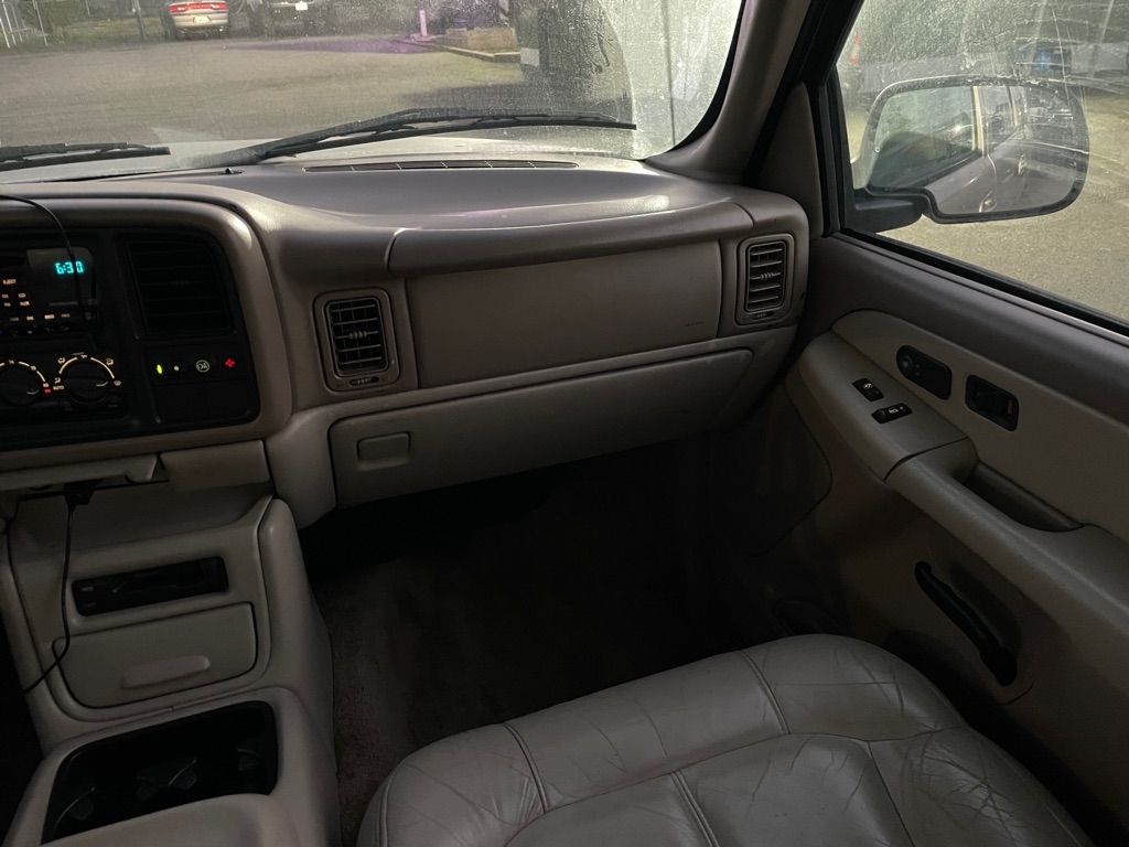 Chevrolet Tahoe  2001
