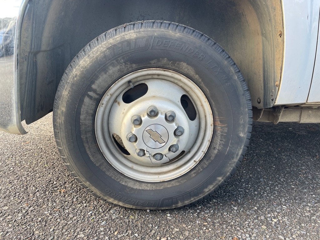 Chevrolet Silverado 3500HD 2WD Crew Cab 153.7" Work Truck 2007