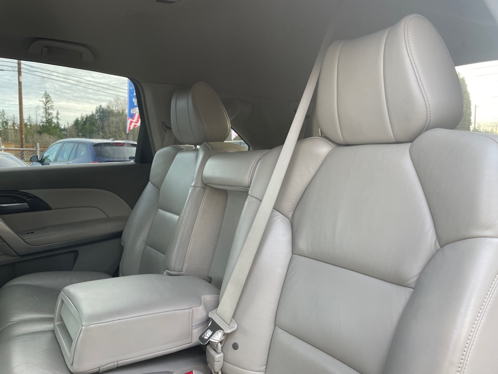 Acura MDX  2011