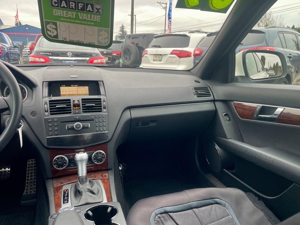 Mercedes-Benz C-Class  2009