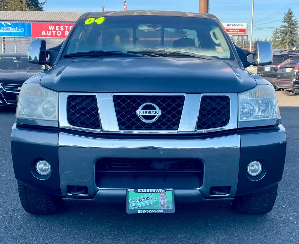 Nissan Titan  2004