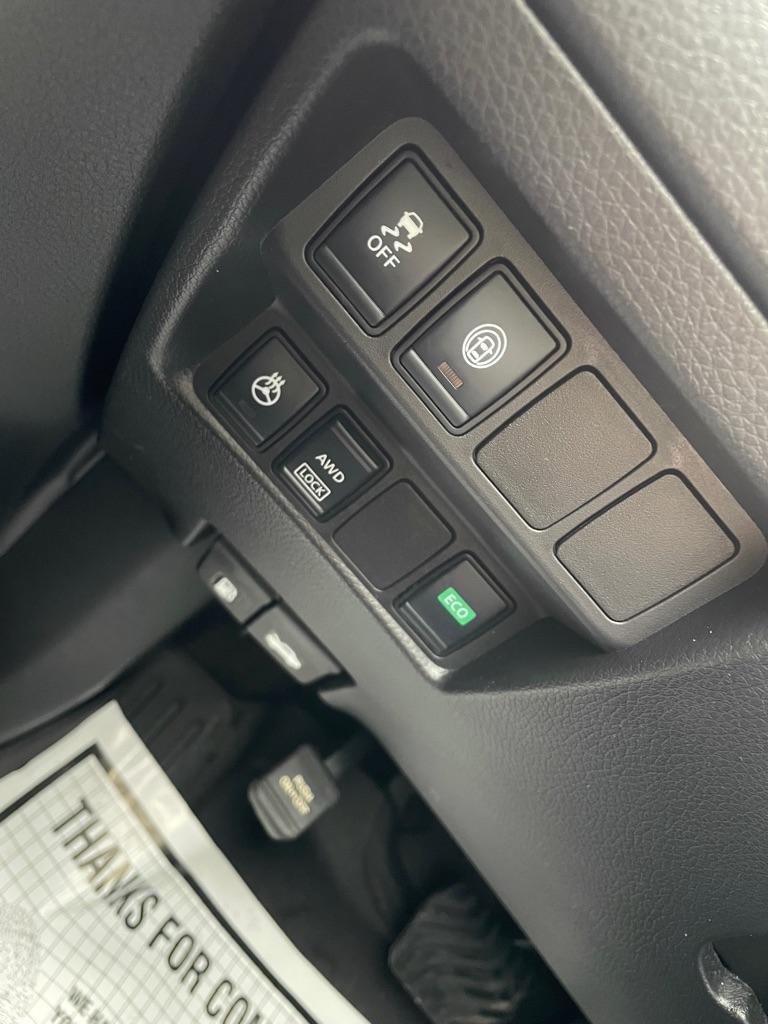 Nissan Rogue Sport  2019