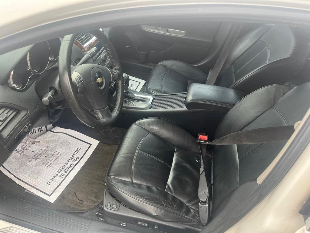 Chevrolet Malibu  2011