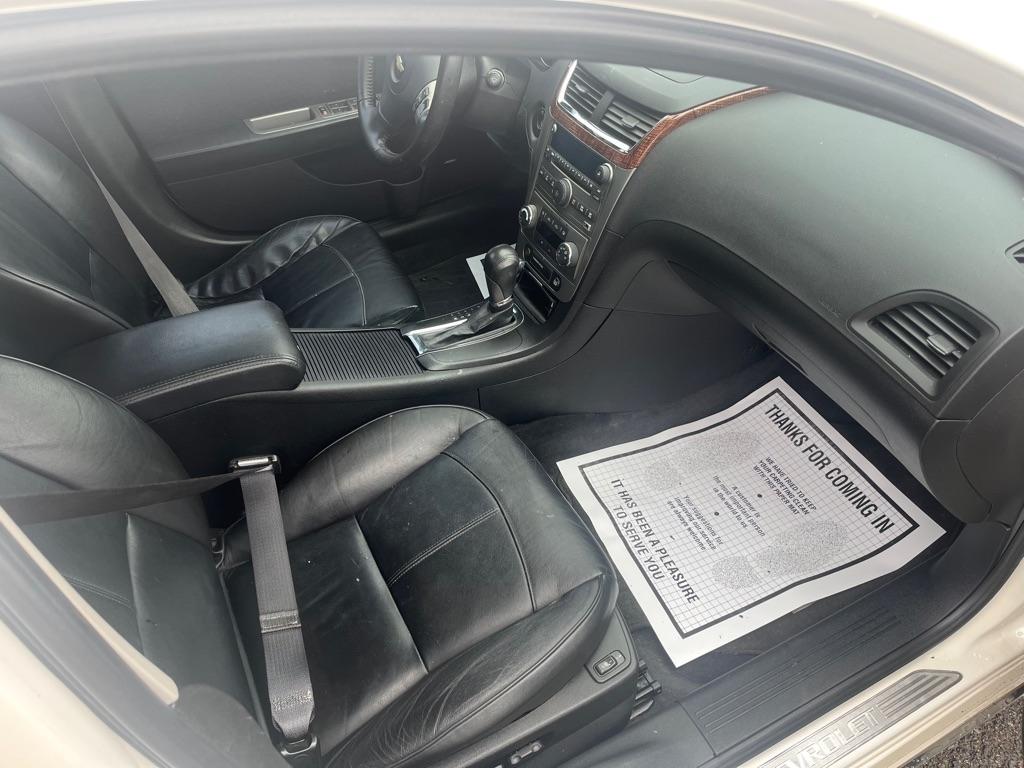 Chevrolet Malibu  2011