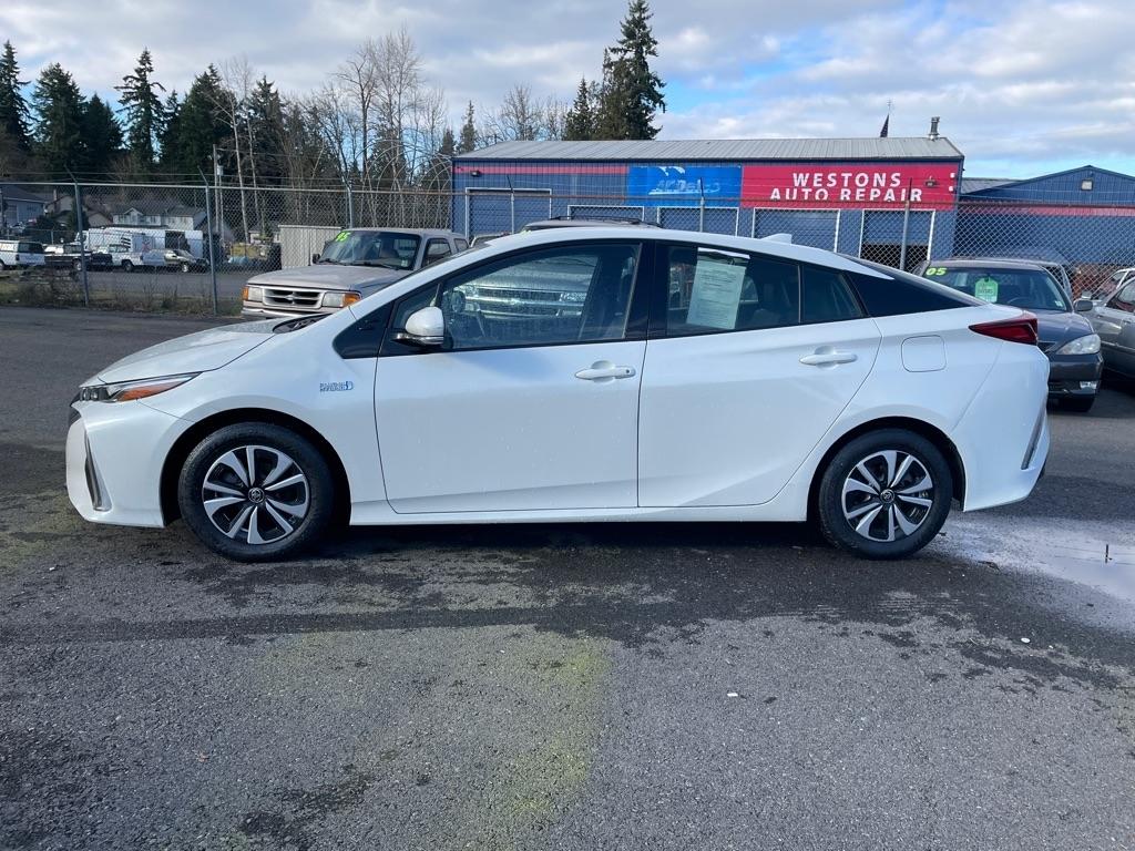 Toyota Prius Prime  2017