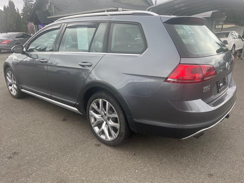 Volkswagen Golf Alltrack  2017