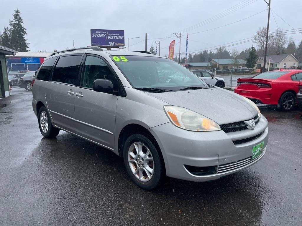Toyota Sienna  2005