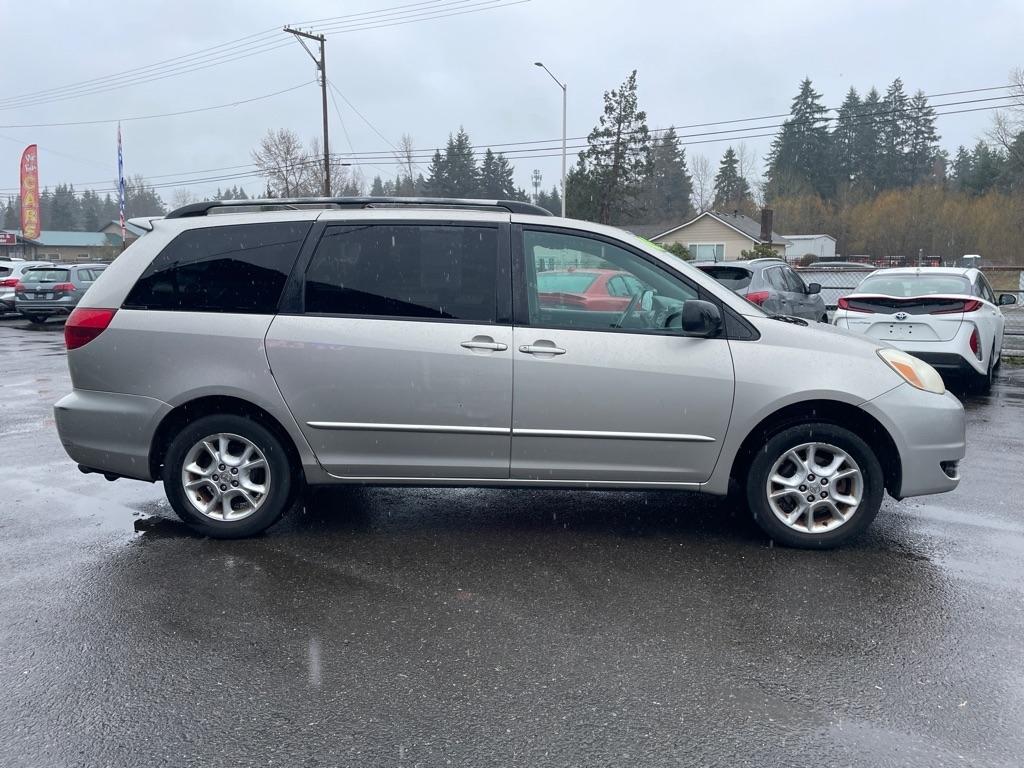 Toyota Sienna  2005
