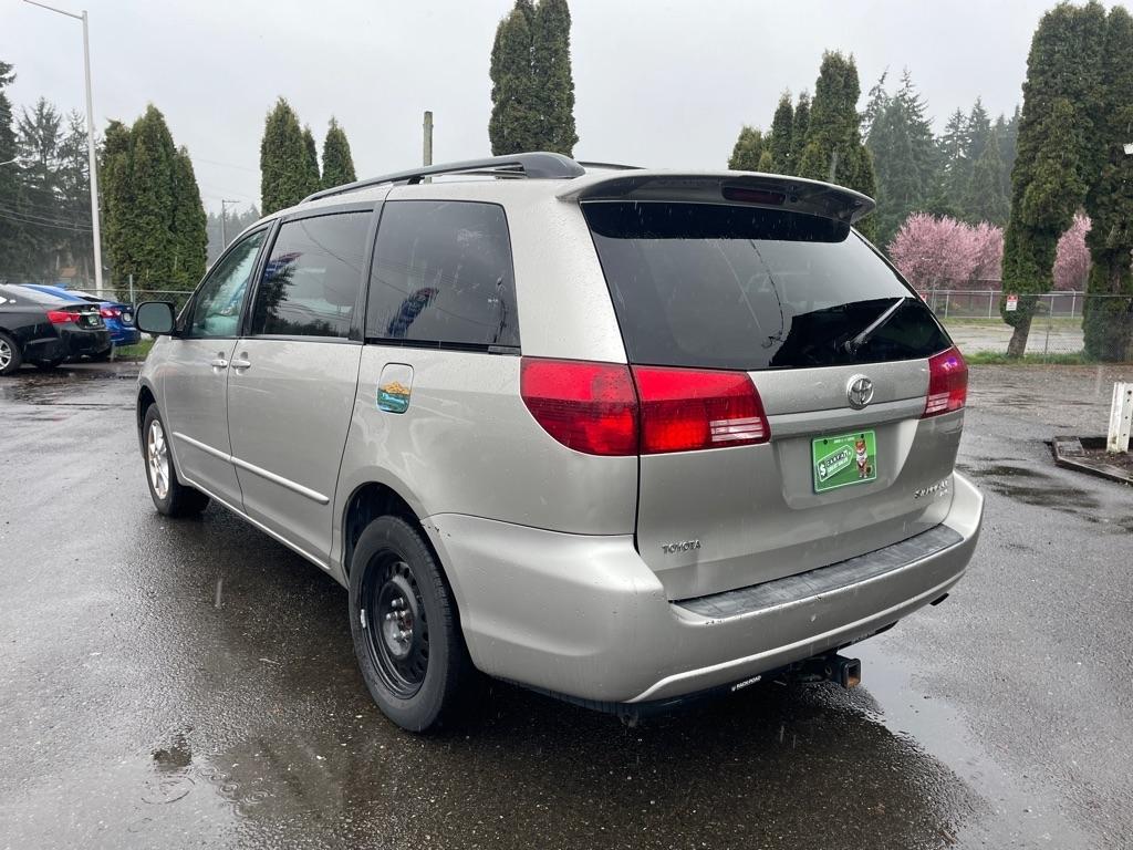 Toyota Sienna  2005