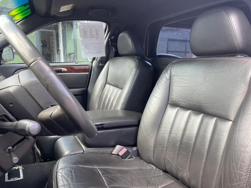 Lincoln Town Car  2006