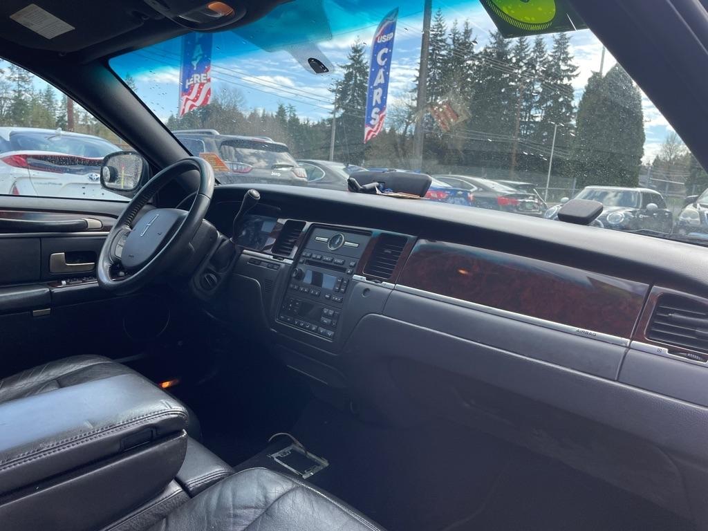 Lincoln Town Car  2006