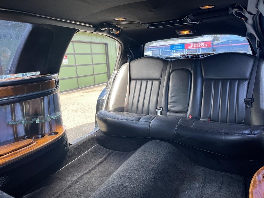 Lincoln Town Car  2006