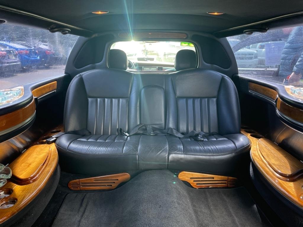 Lincoln Town Car  2006