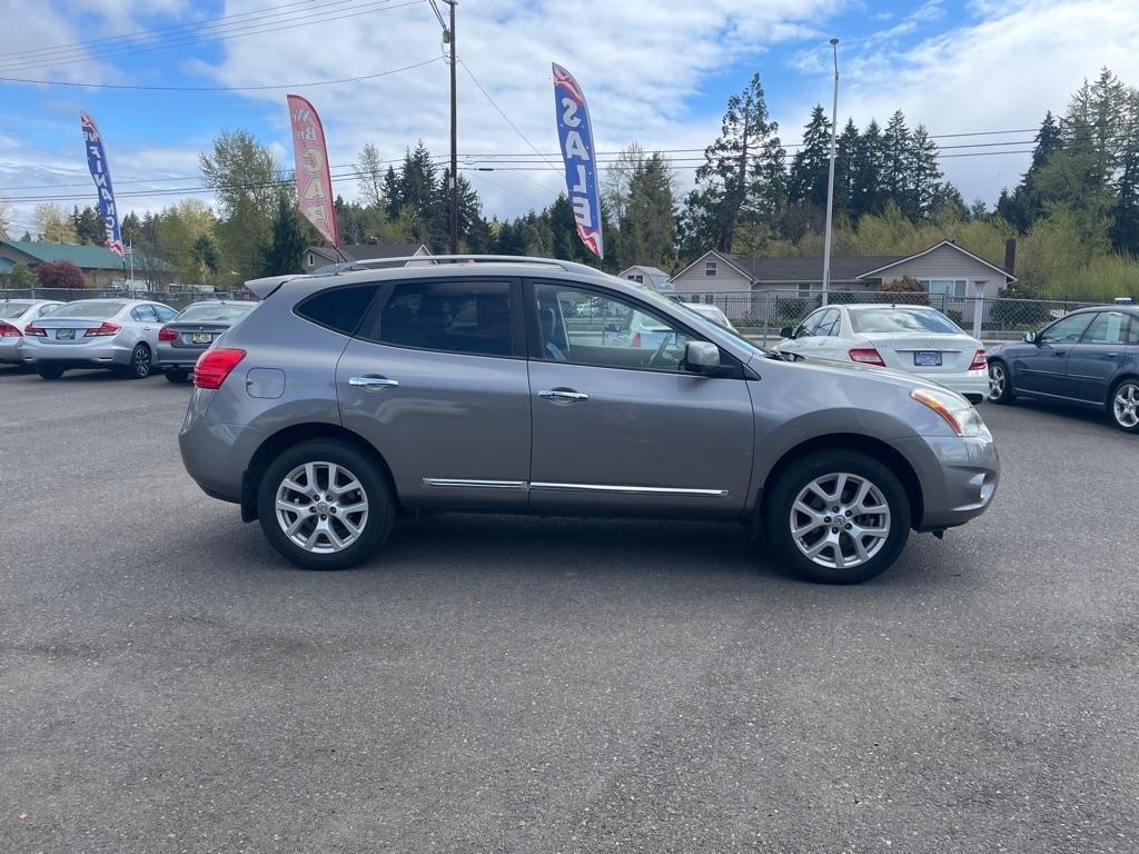Nissan Rogue  2012