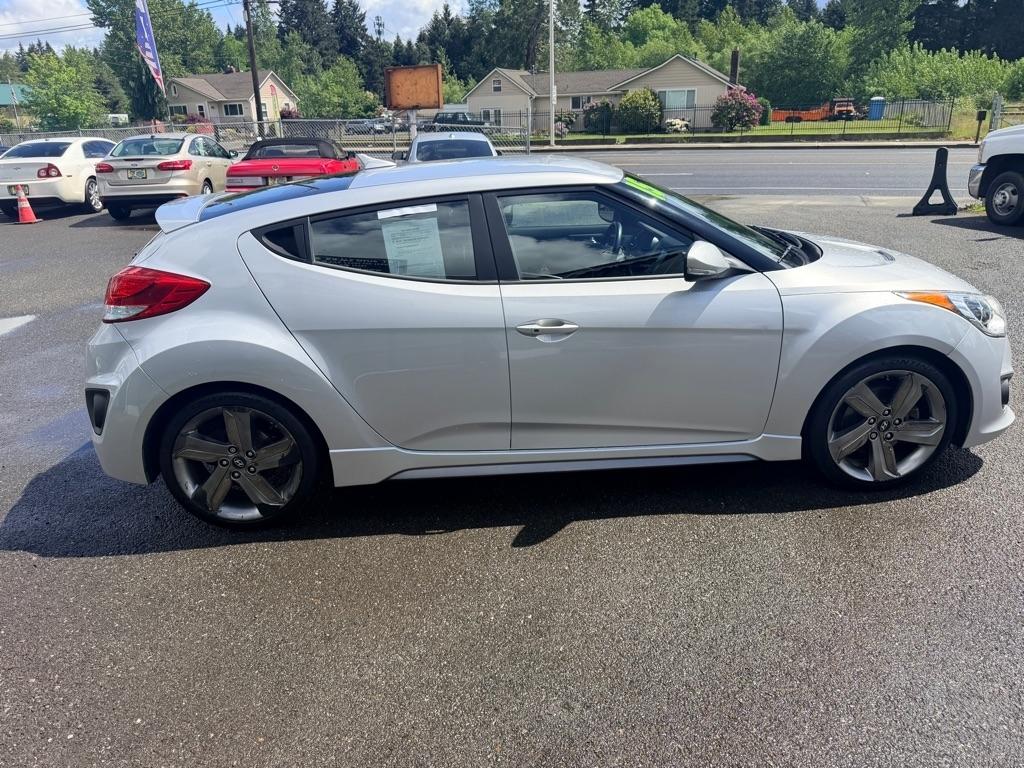 Hyundai Veloster  2015