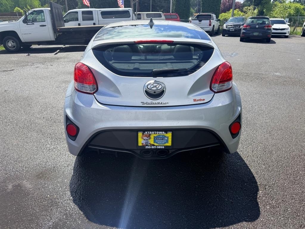 Hyundai Veloster  2015