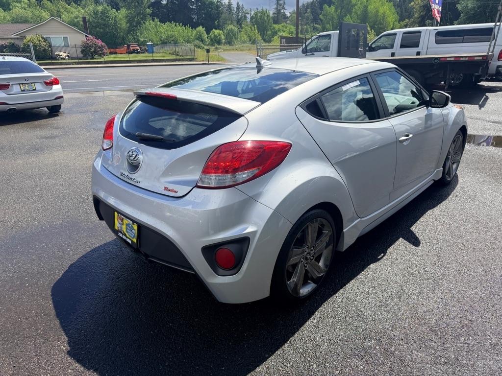 Hyundai Veloster  2015