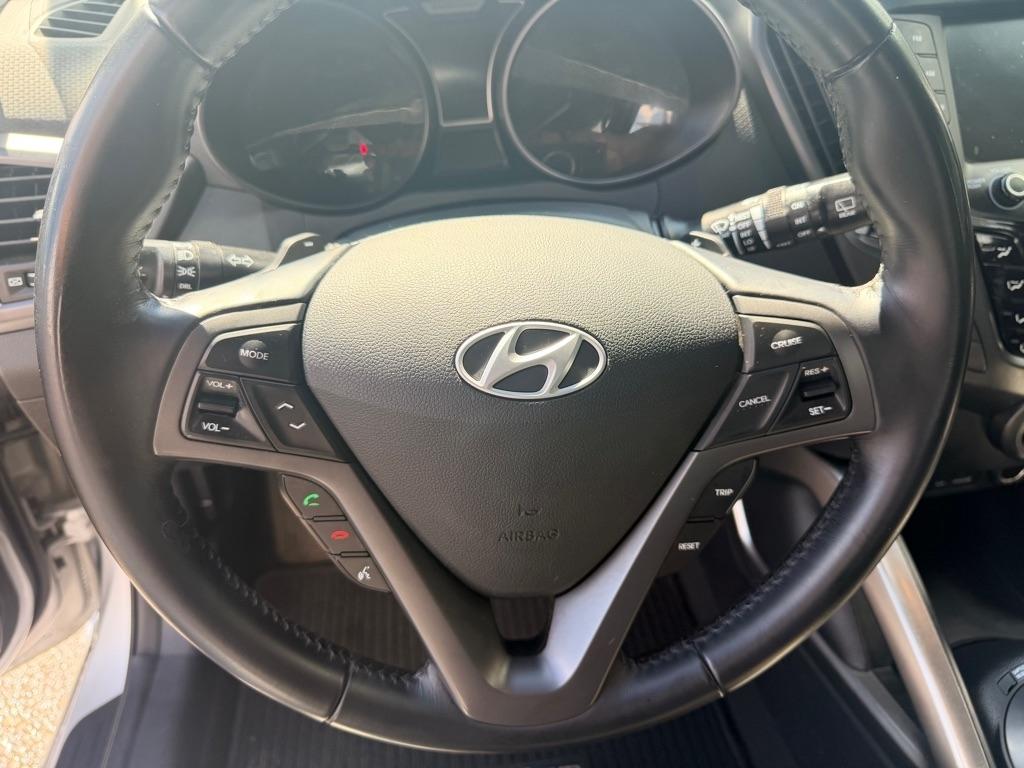 Hyundai Veloster  2015