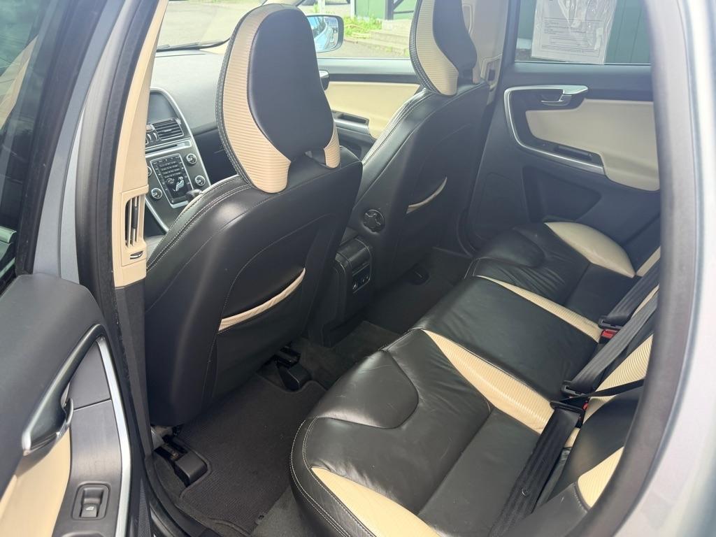 Volvo XC60  2012