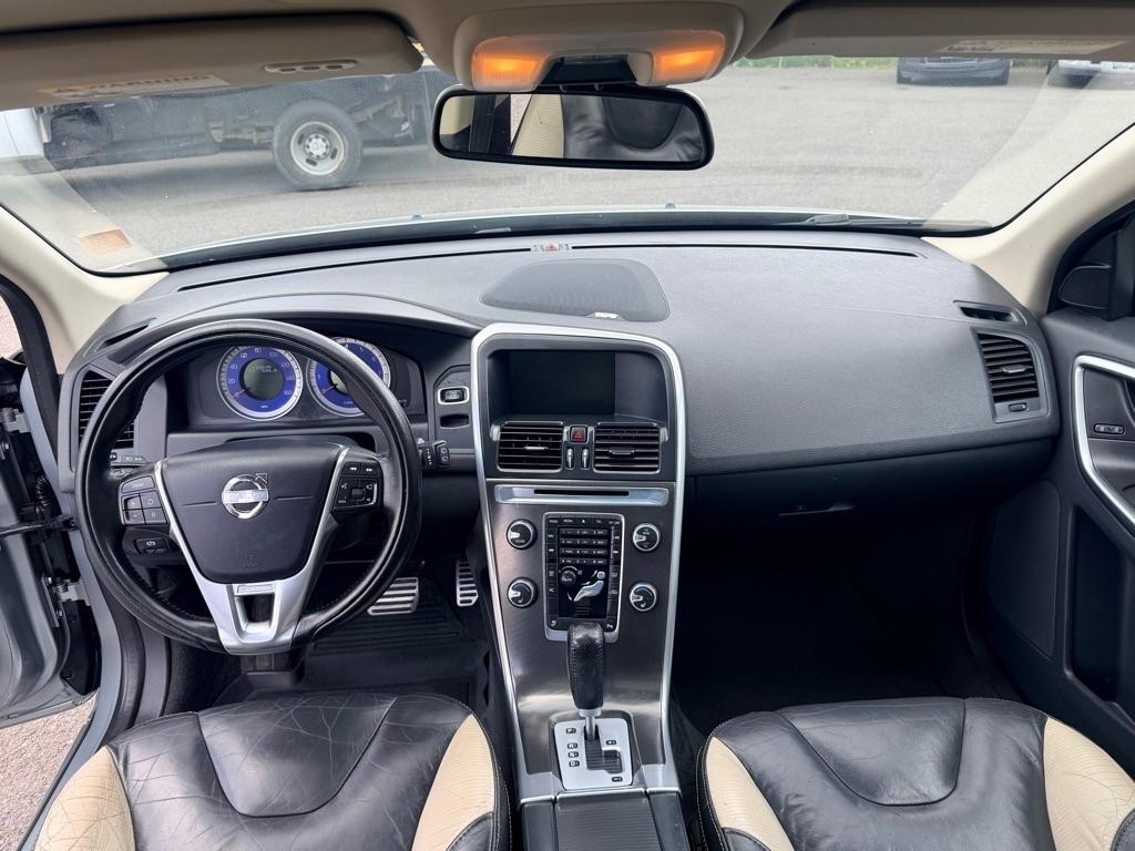 Volvo XC60  2012