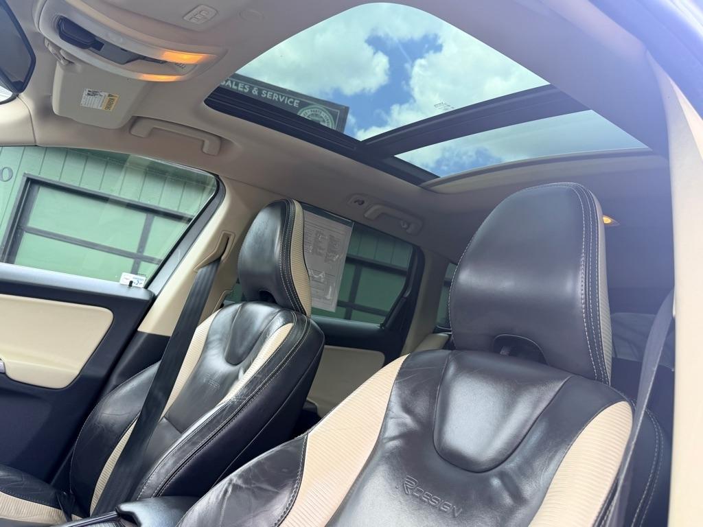 Volvo XC60  2012