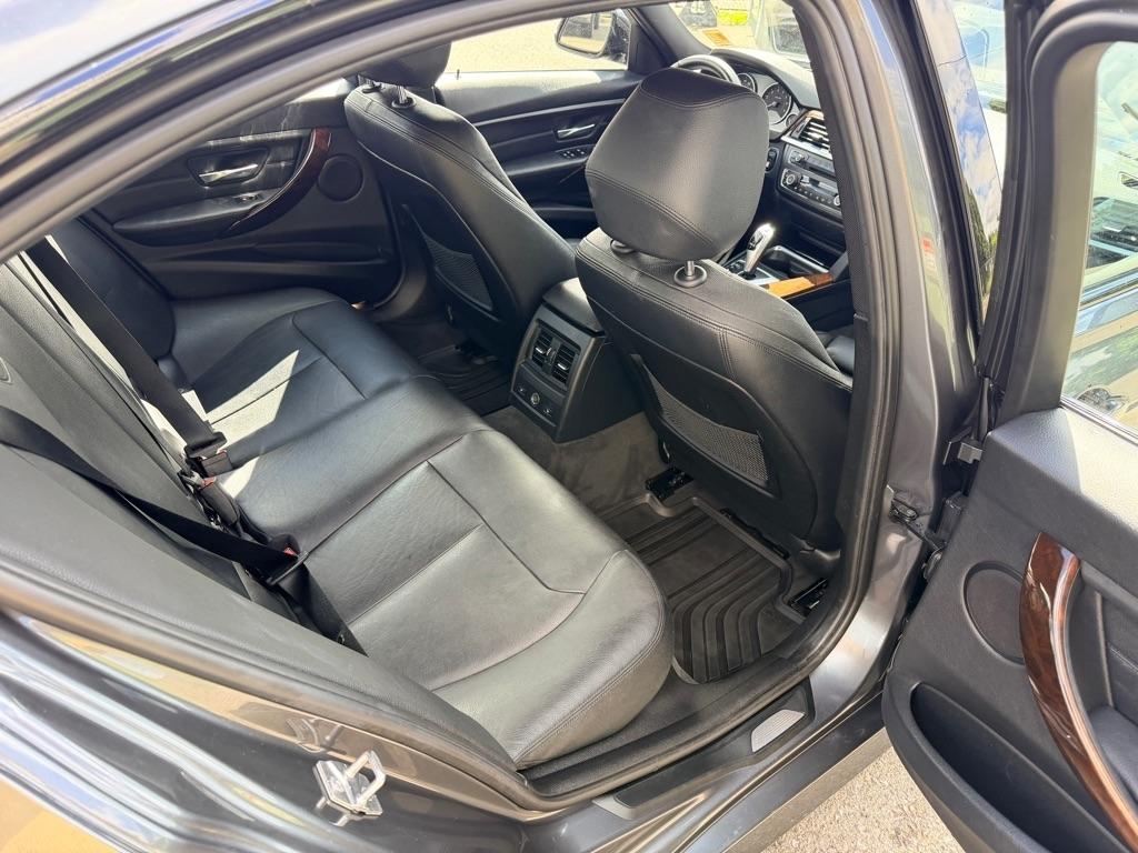 BMW 3-Series  2014