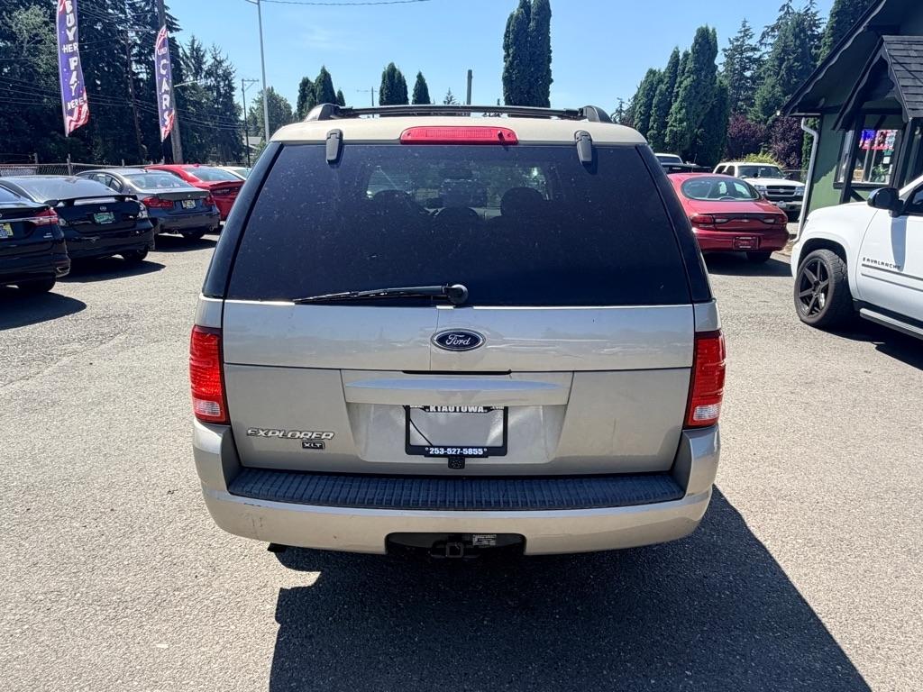 Ford Explorer  2004