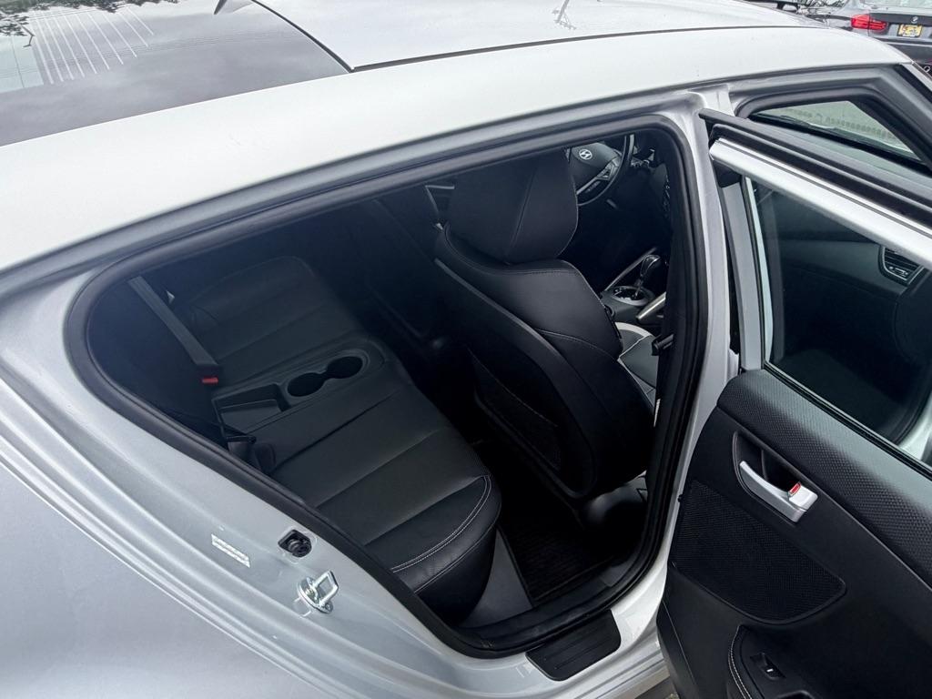 Hyundai Veloster  2015