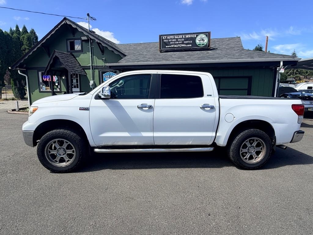 Toyota Tundra  2010