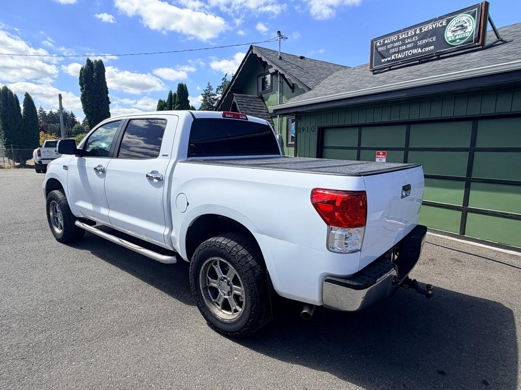 Toyota Tundra  2010
