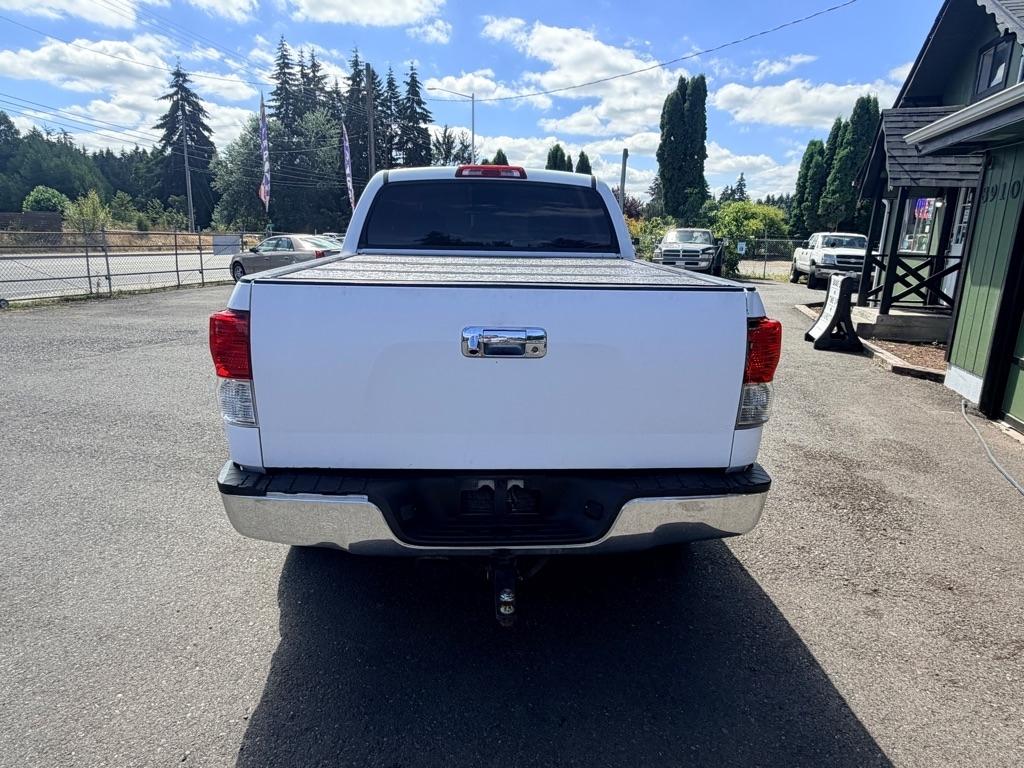Toyota Tundra  2010