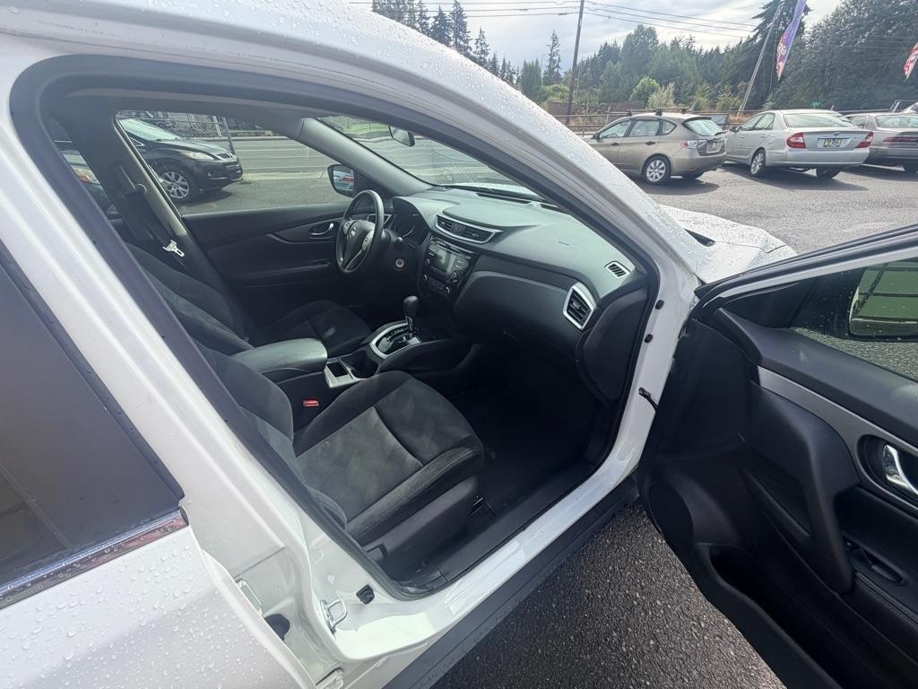 Nissan Rogue  2016