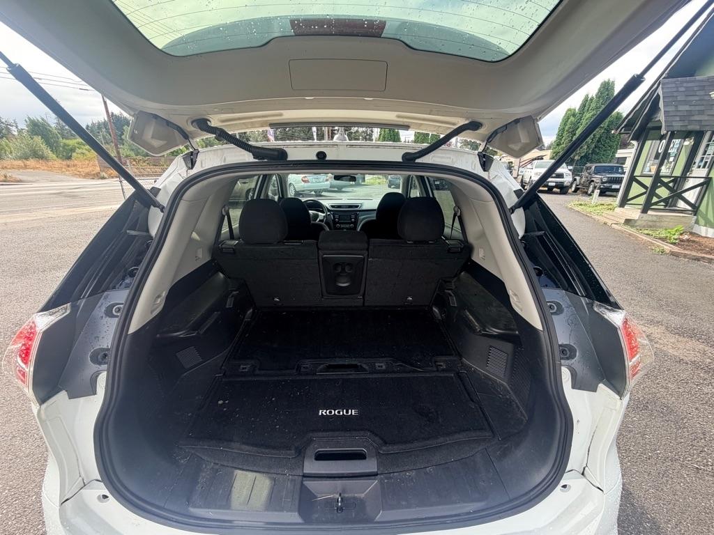 Nissan Rogue  2016