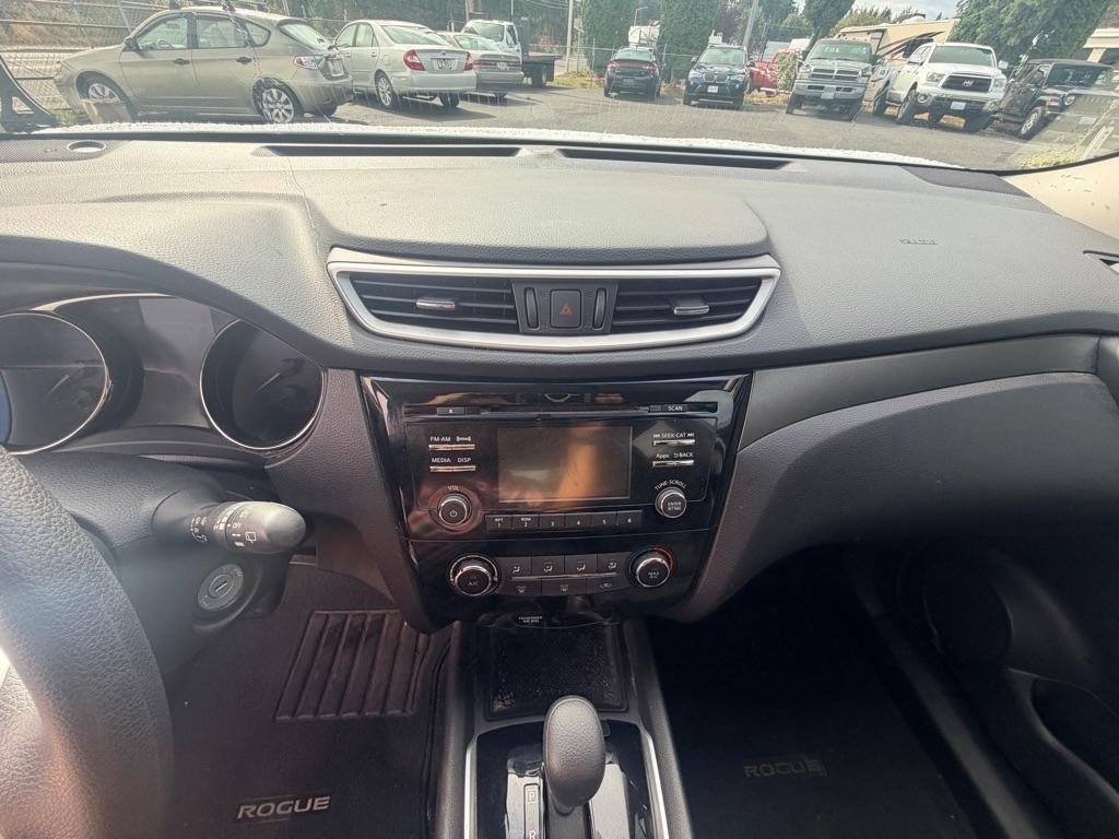 Nissan Rogue  2016